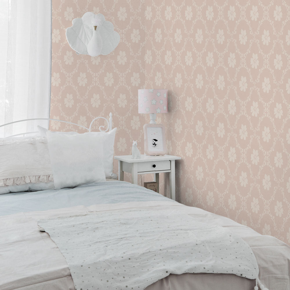Pink old english pattern Wallpaper