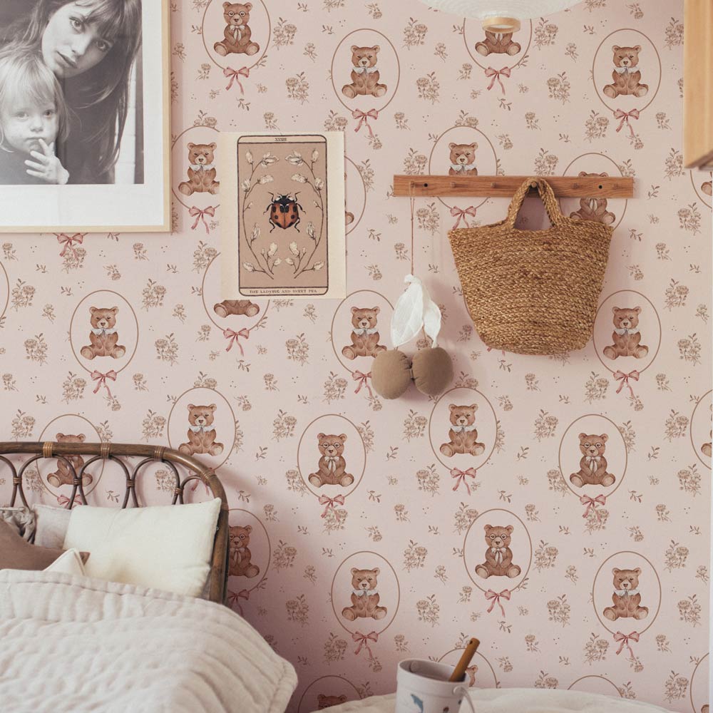 Wallpaper Teddy Bears and flowers